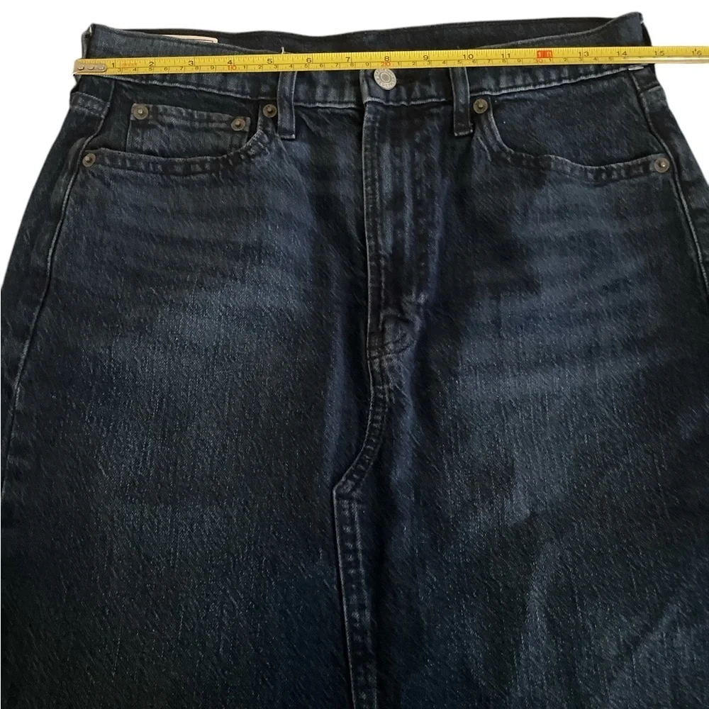GAP Women’s Denim Skirt Size 29